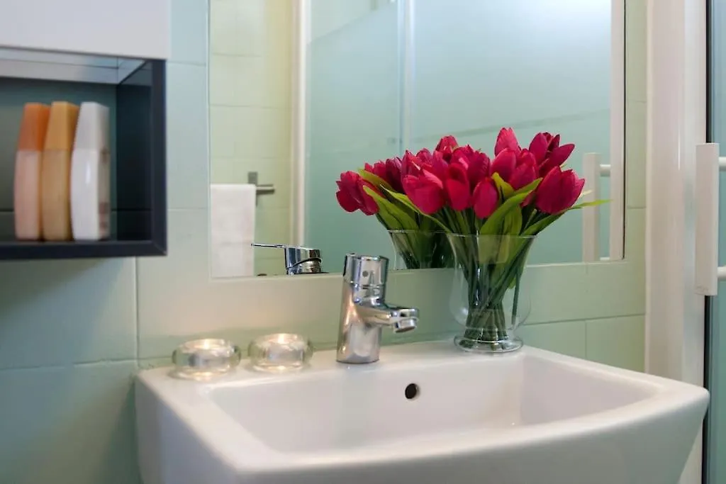 ליסבון Charming 2 Bedroom Apartment Avenida Da Liberdade 0*,  פורטוגל